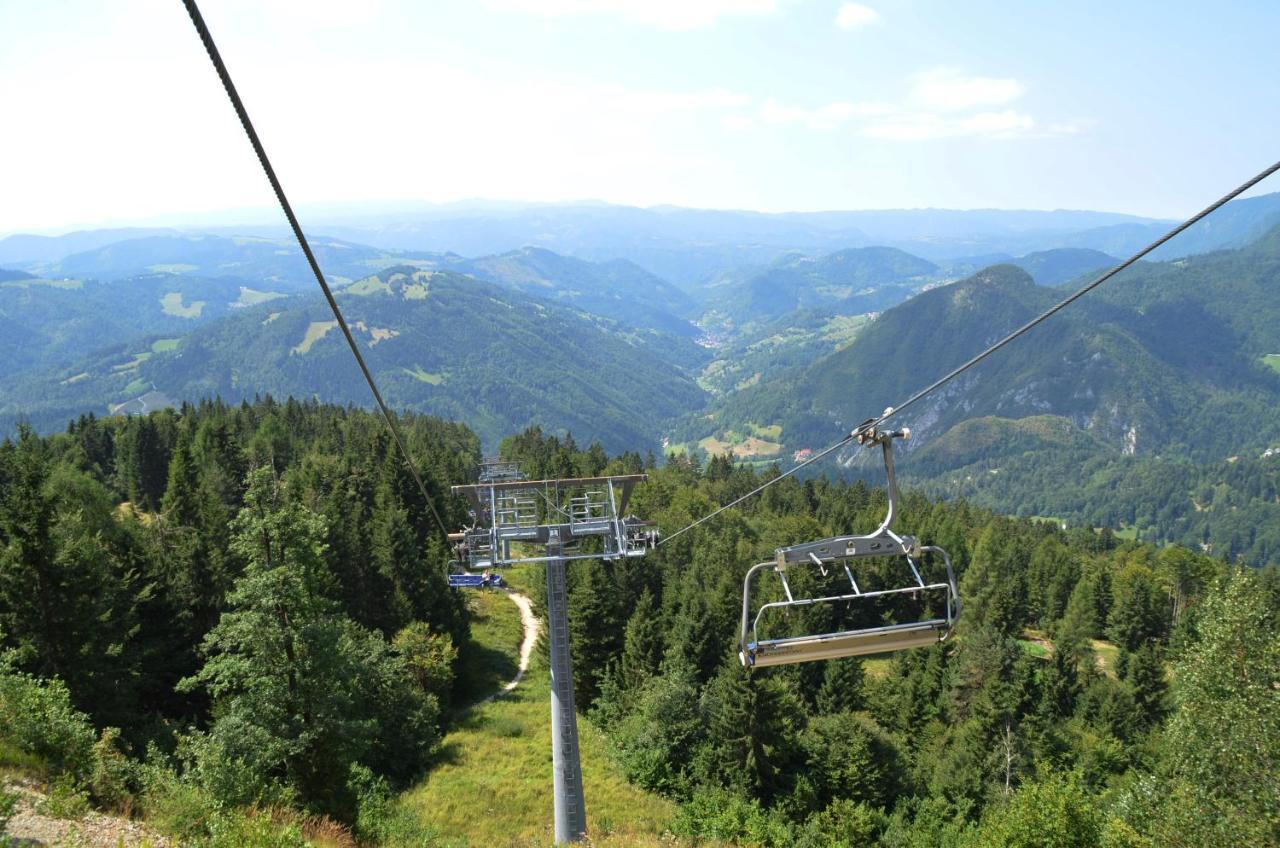 Alpska Perla Apartments Cerkno Buitenkant foto